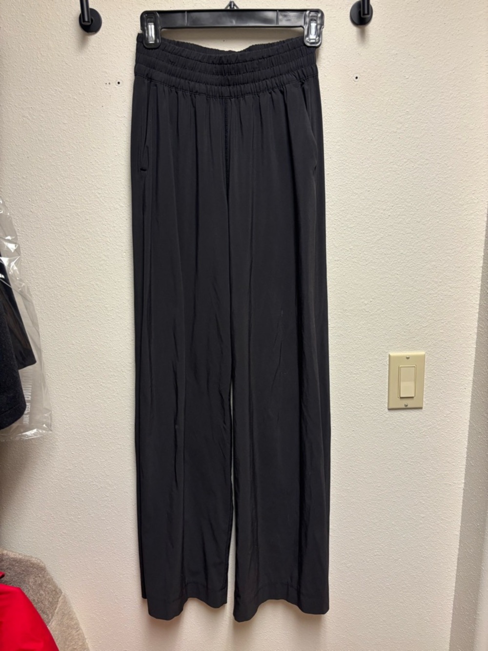 Black vuori villa pants